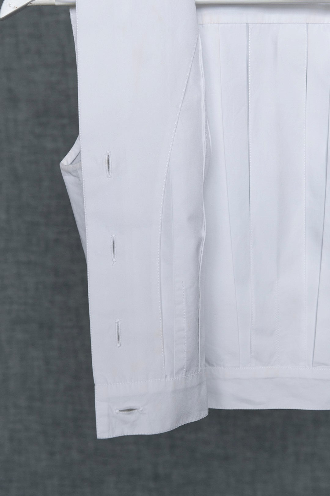 TOP SMANICATO BIANCO