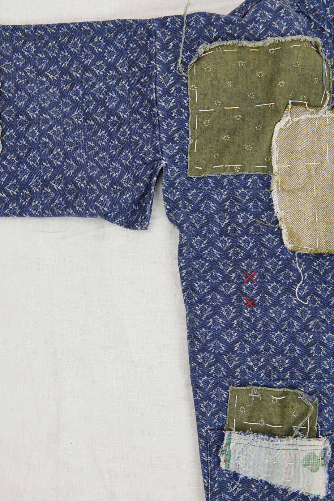 KIMONO CON TOPPE IN TESSUTO