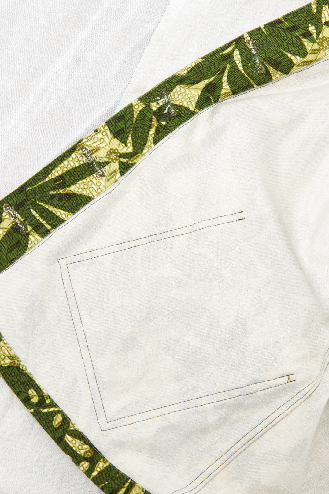 GILET VERDE CON CAPPUCCIO