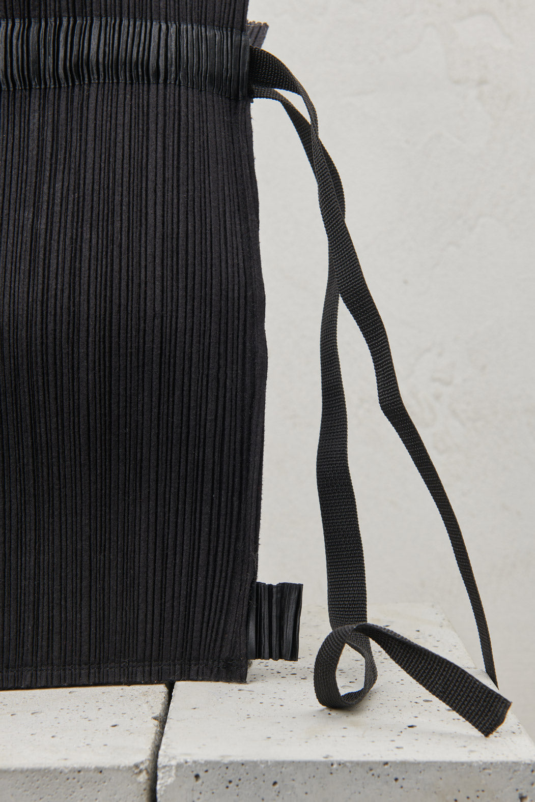BORSA ZAINO A PIEGHE NERO