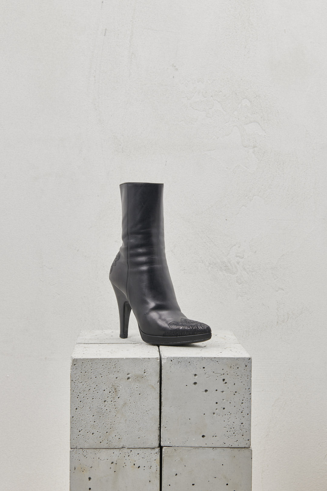 STIVALETTO IN PELLE NAPPATO