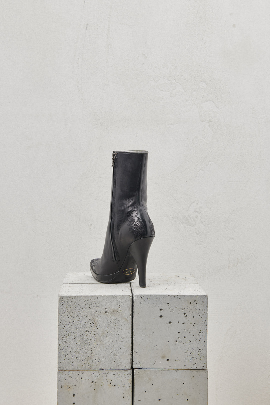 STIVALETTO IN PELLE NAPPATO