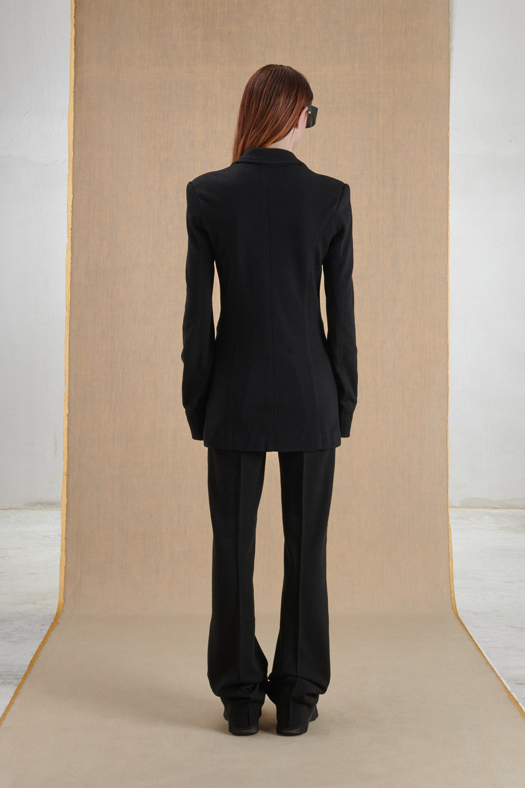 COMPLETO GIACCA E PANTALONE NERO