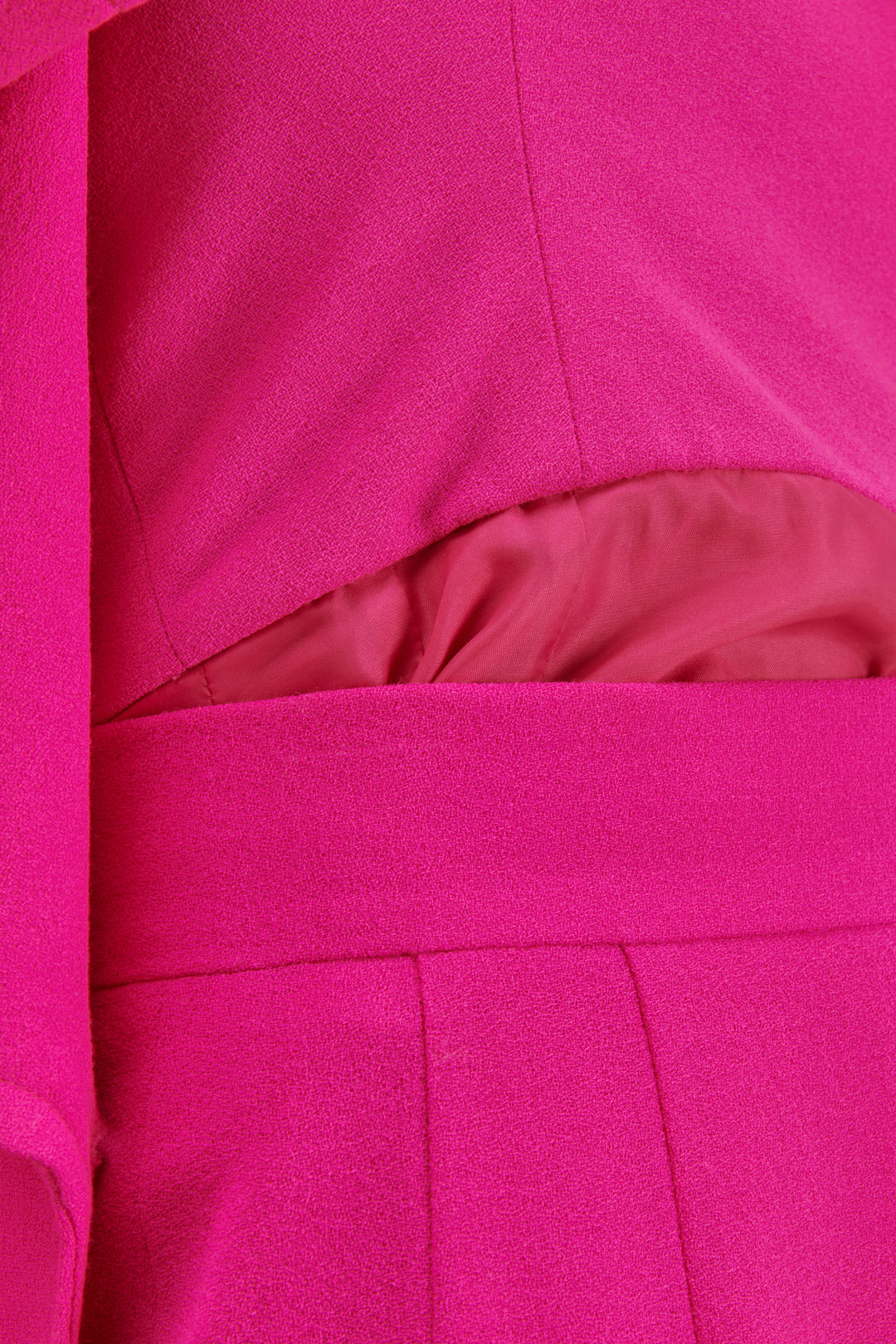 TAILLEUR PETALO CON GONNA E CORPETTO FUCSIA