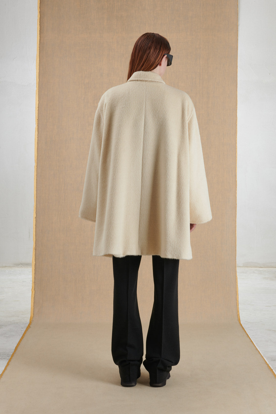COAT IN WHITE WOOL