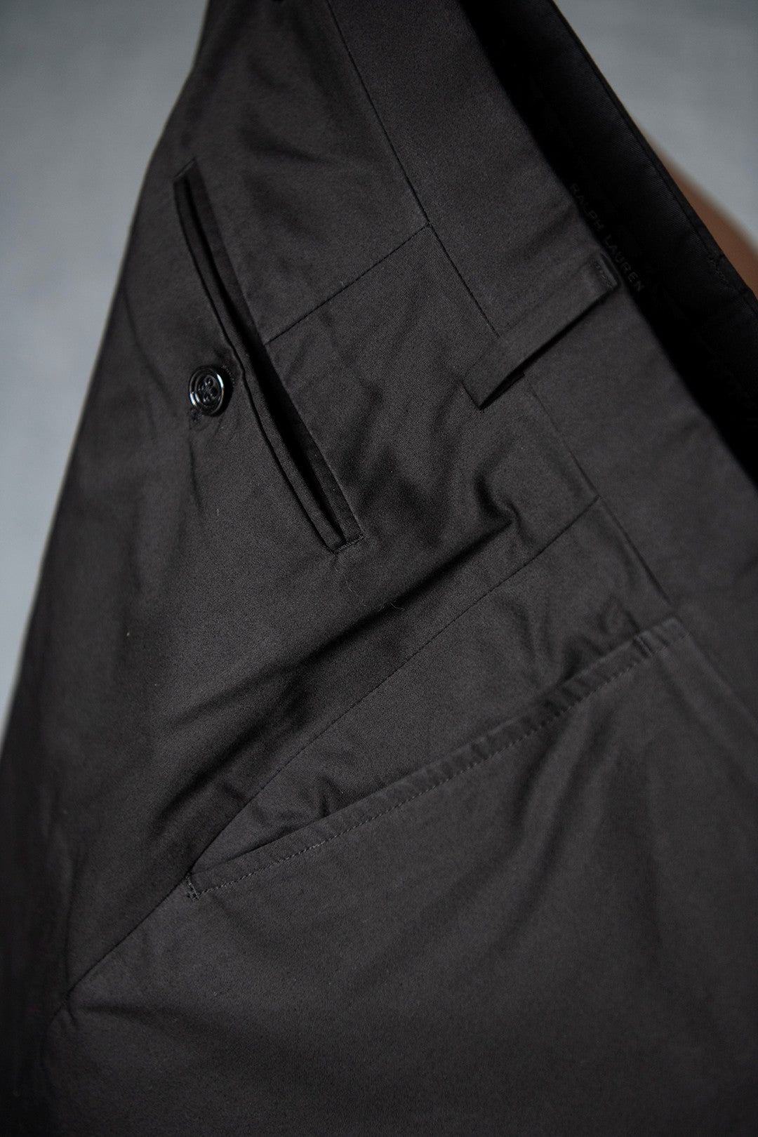 PANTALONI NERI