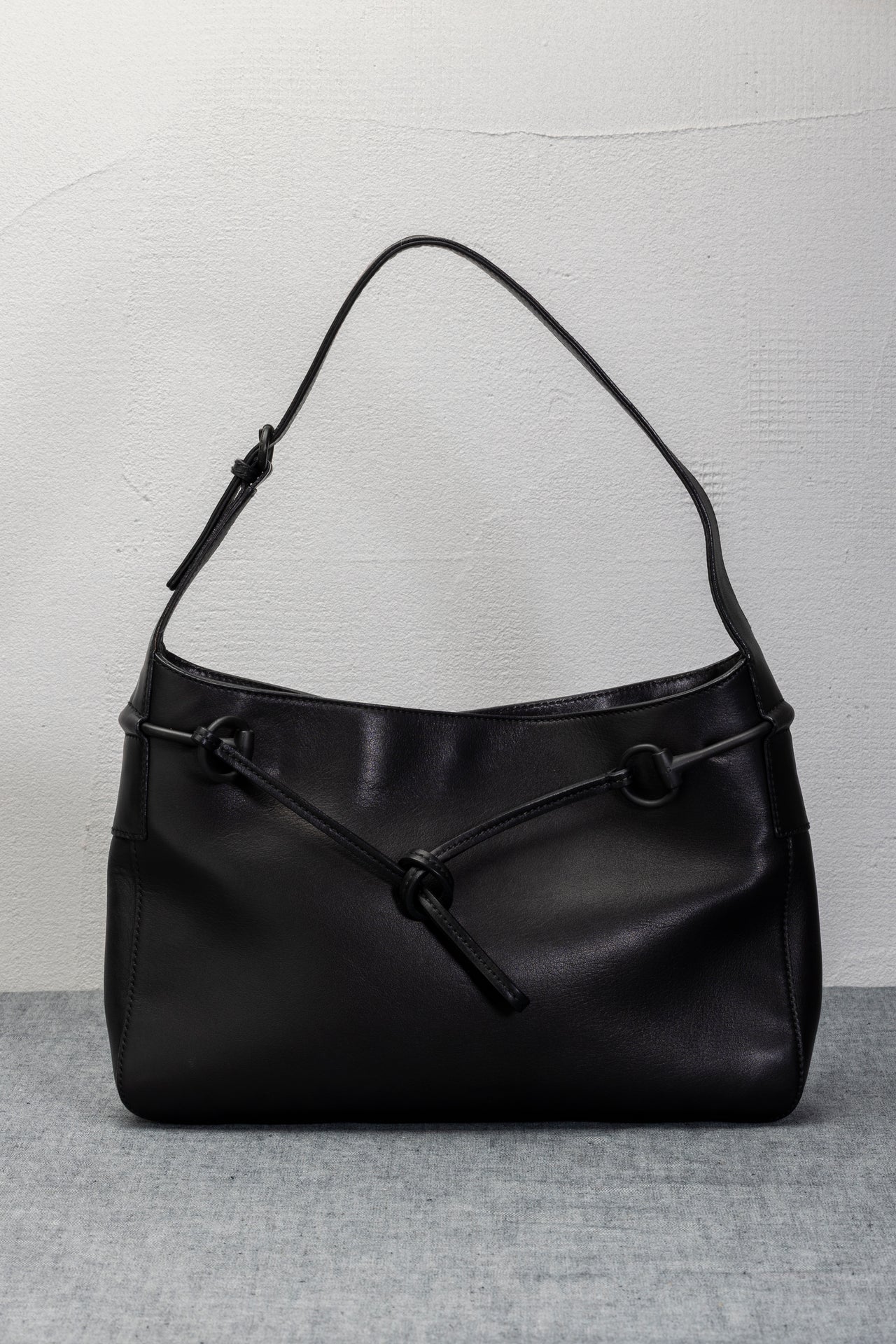 HOBO GUCCI BY TOM FORD