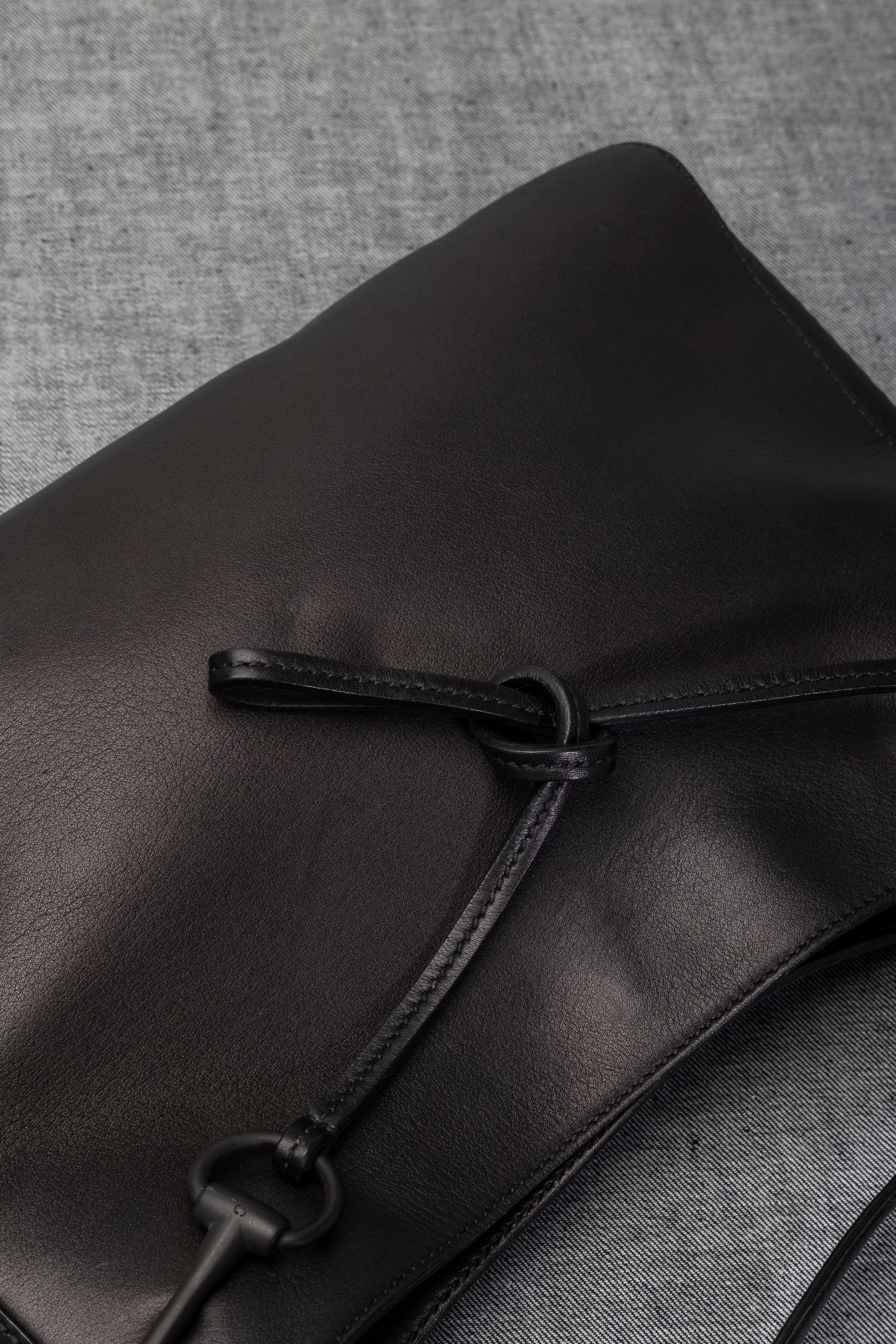 HOBO GUCCI BY TOM FORD