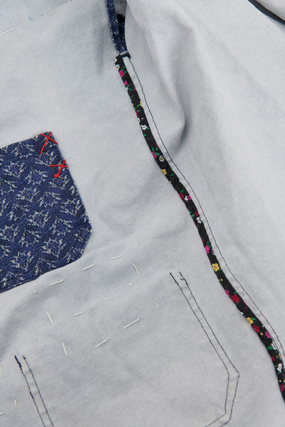 KIMONO CON TOPPE IN TESSUTO