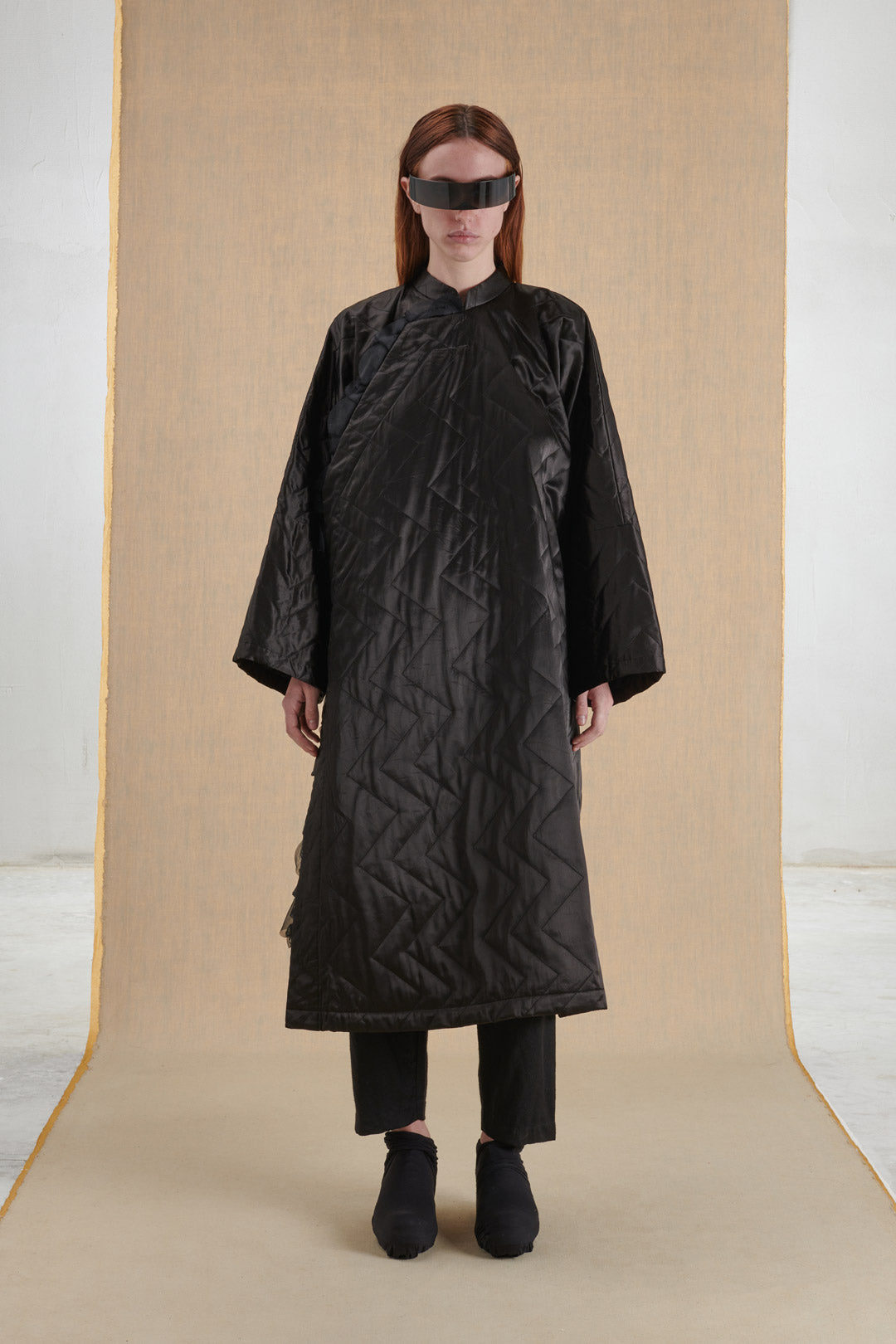 CAPPOTTO KIMONO IMBOTTITO CON VOLANT