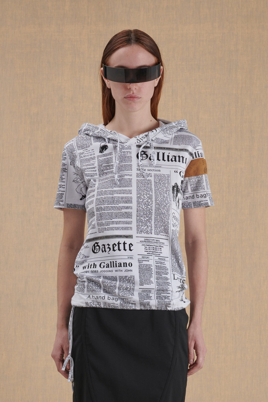 TSHIRT GALLIANO CON CAPPUCCIO E STAMPA