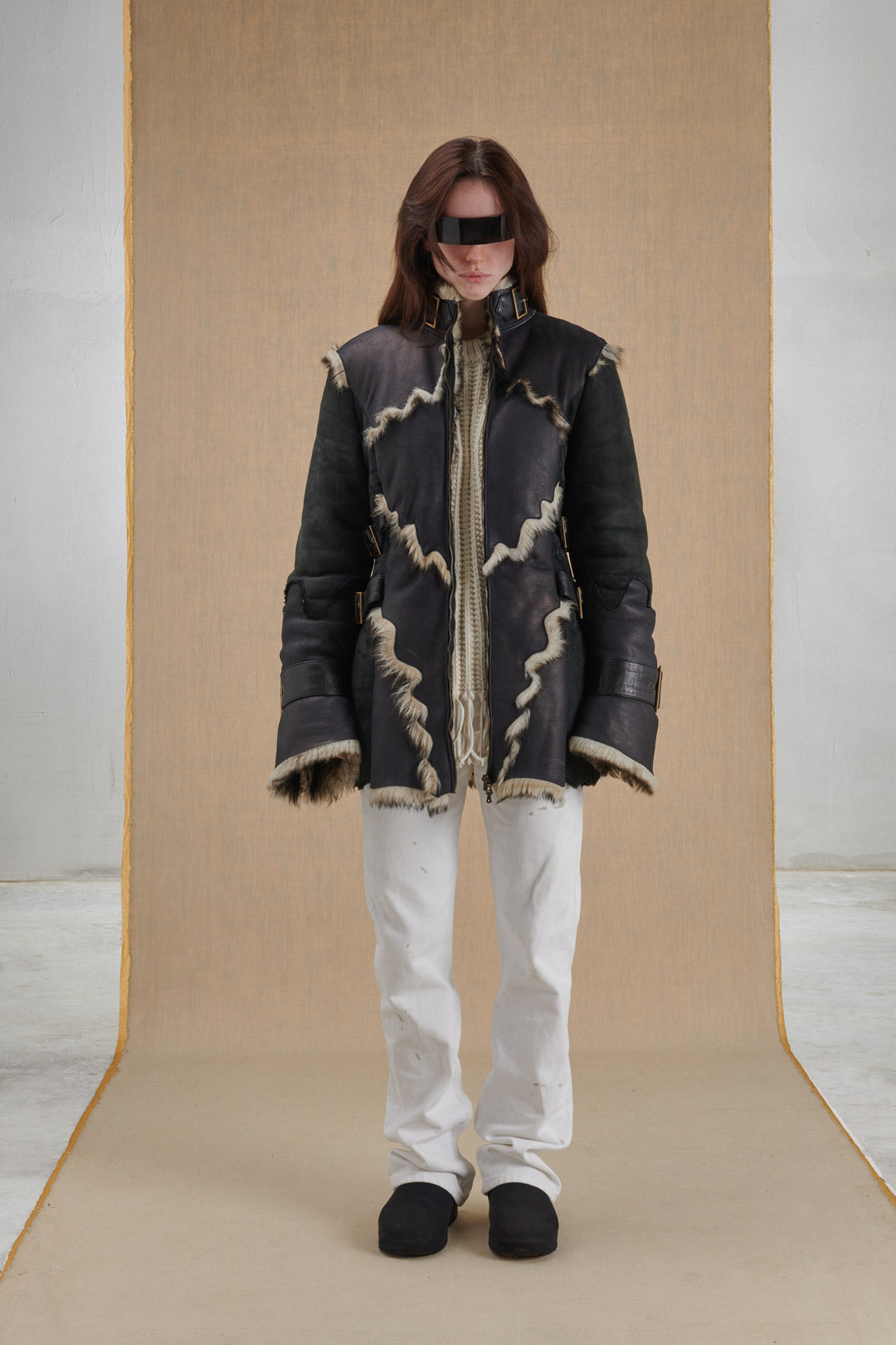 GIACCONE NERO IN PELLE E PELLICCIA
