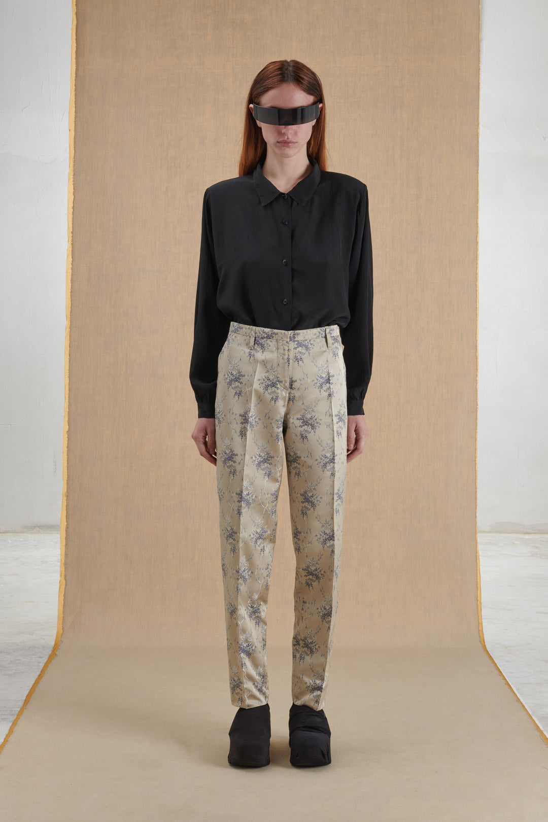 PANTALONI ELEGANTI A FIORI IN SETA